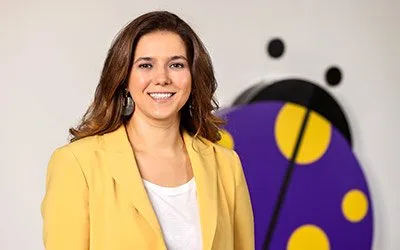 Nihal Dindar Akın Kimdir? nihal dindar akın