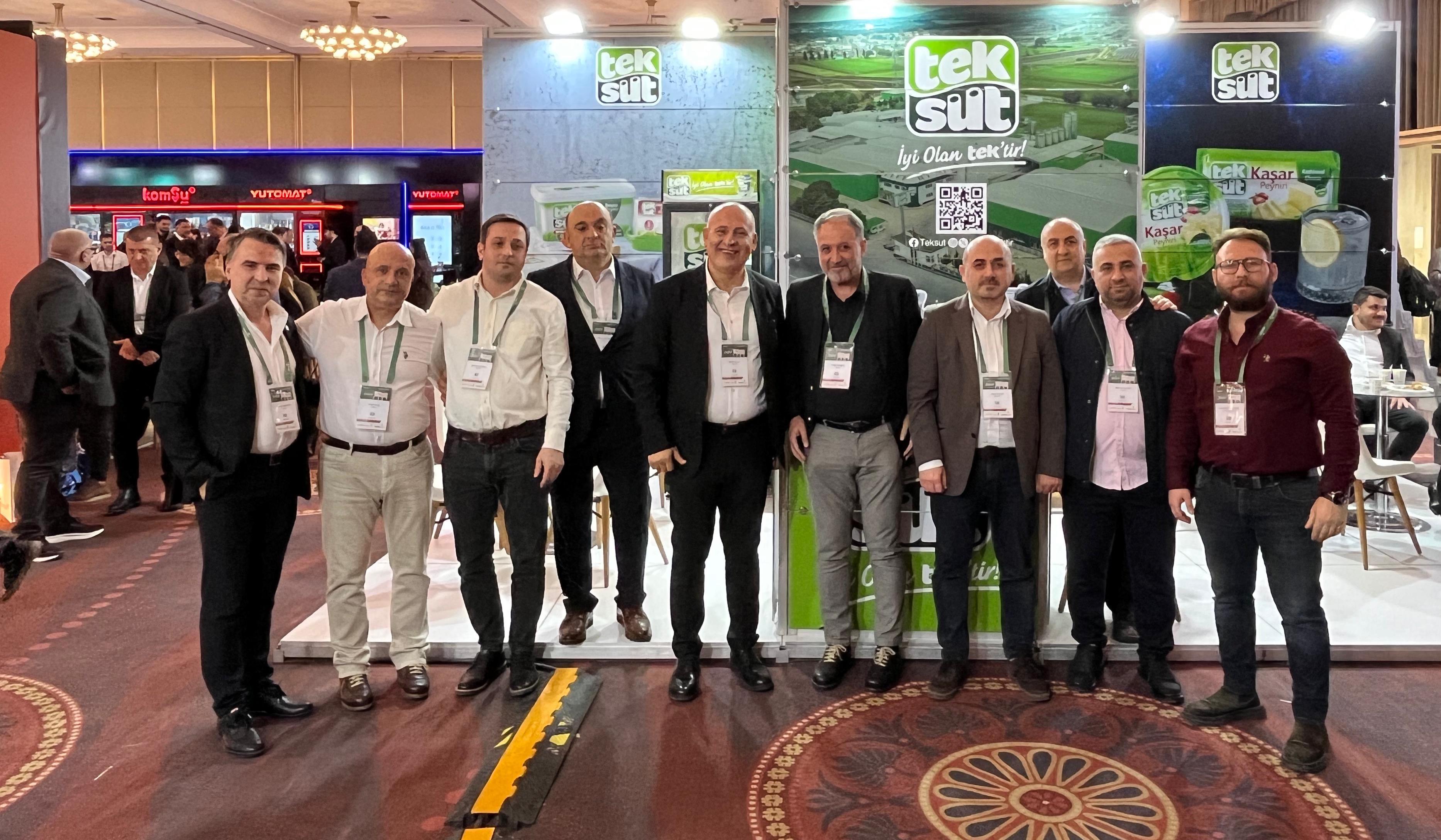 Teks&uuml;t standı, Yerelİst