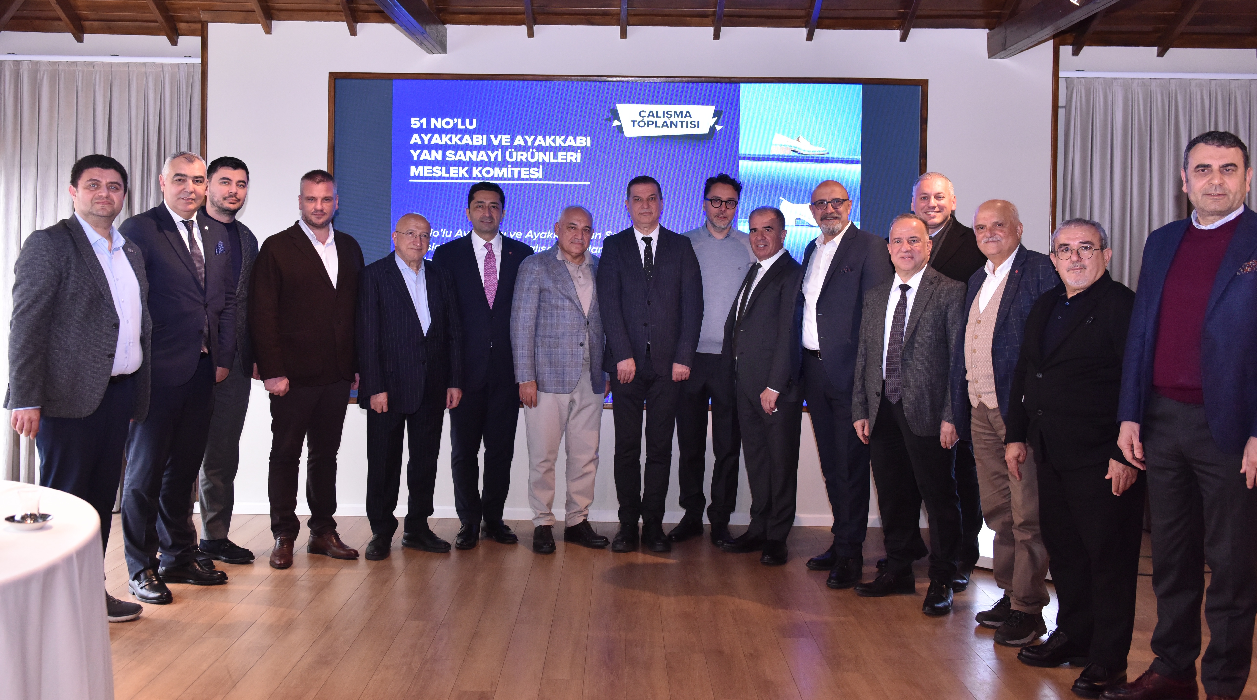 Cemile Sultan Korusu&rsquo;ndaki toplantıdan kare 1