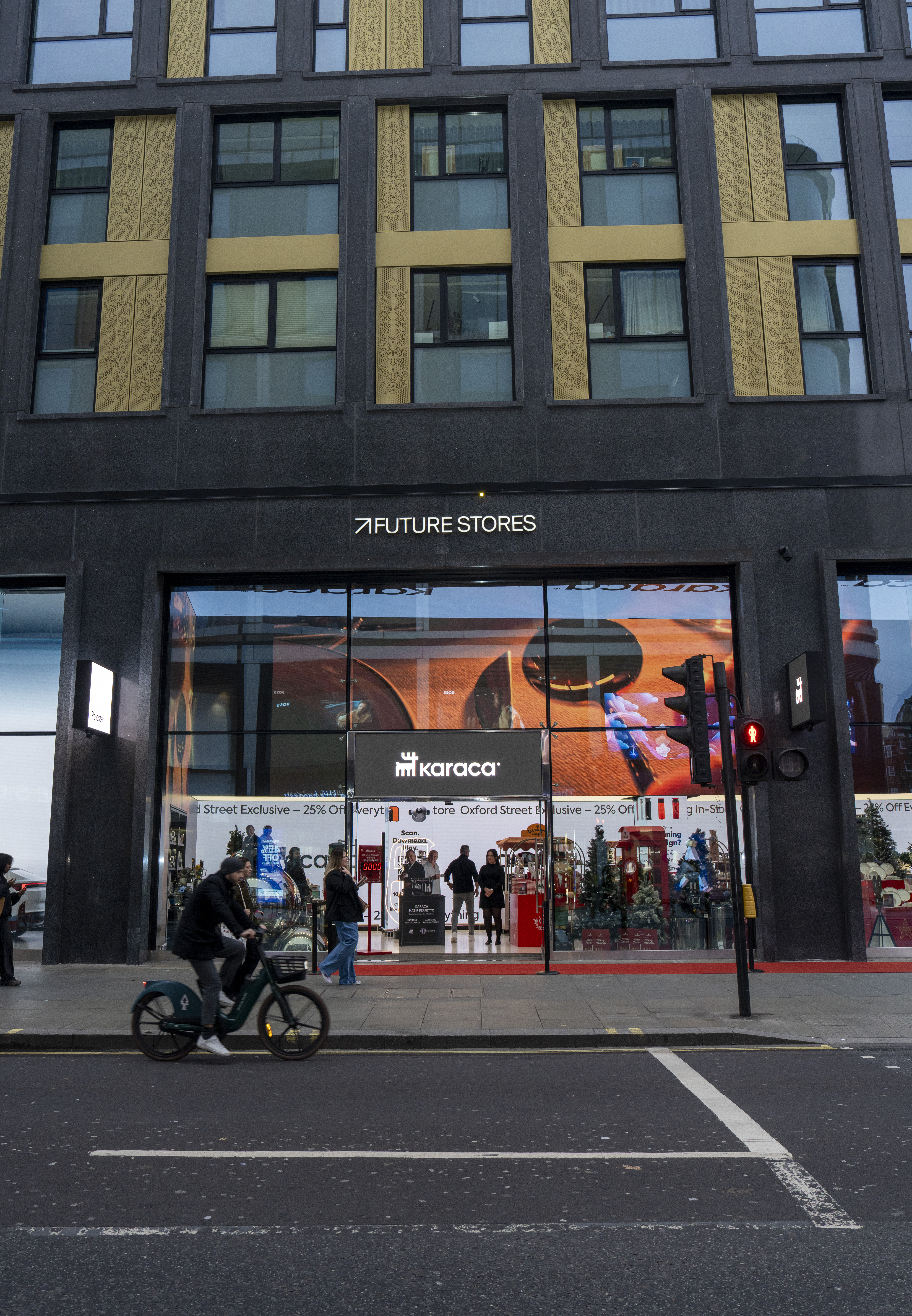 Karaca Oxford Street pop-up mağazası &ndash; Future Stores (1)