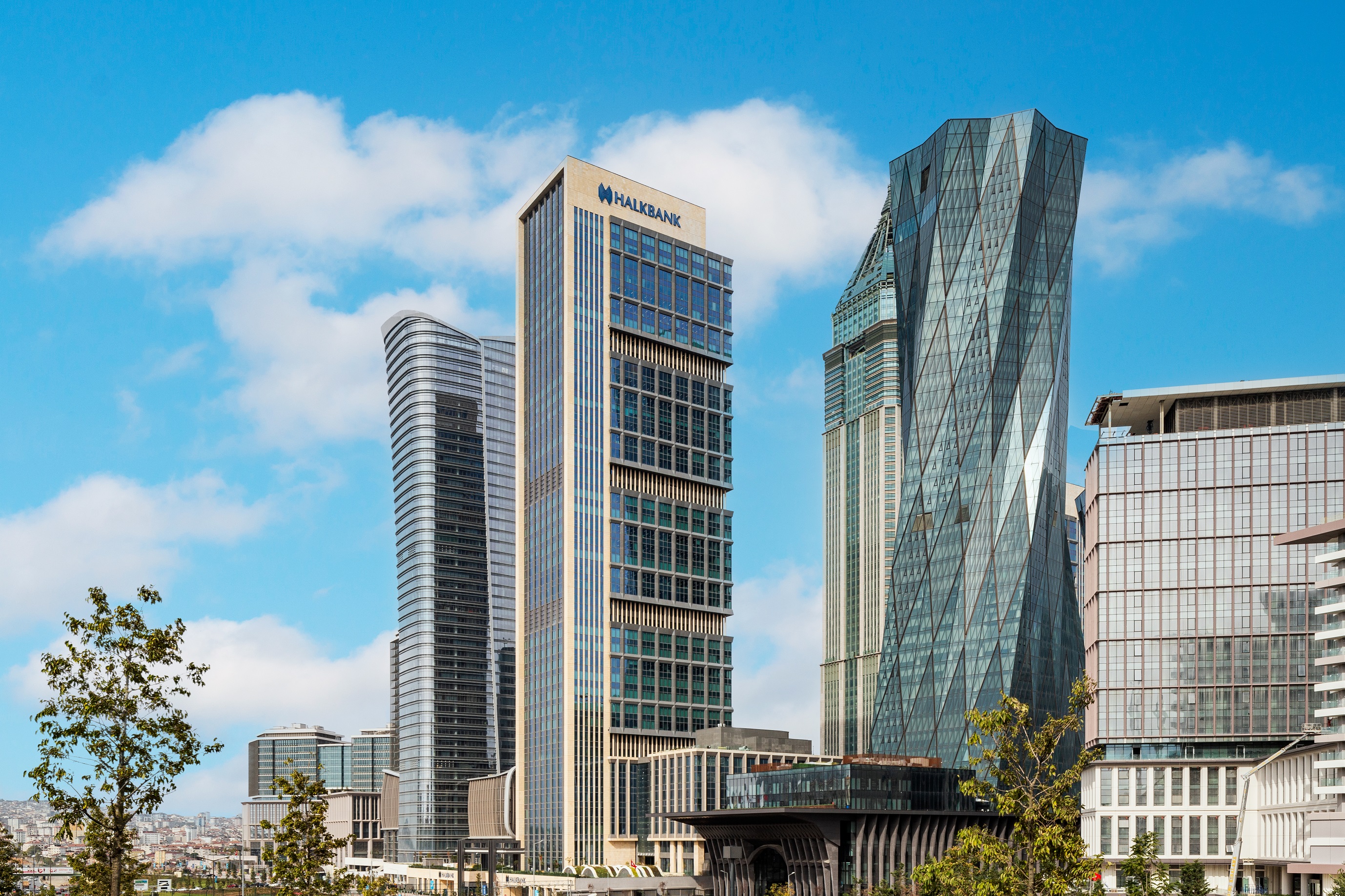 İstanbul Finans Merkezi’nde Halkbank Kuleleri