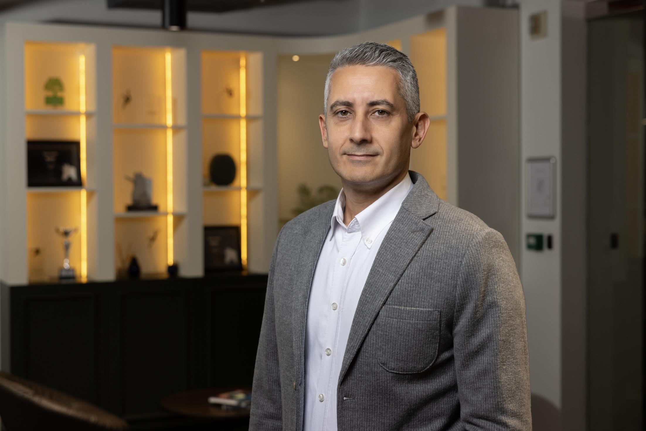 Softtech, Brandon Hall ve PERY&Ouml;N &ouml;d&uuml;lleri