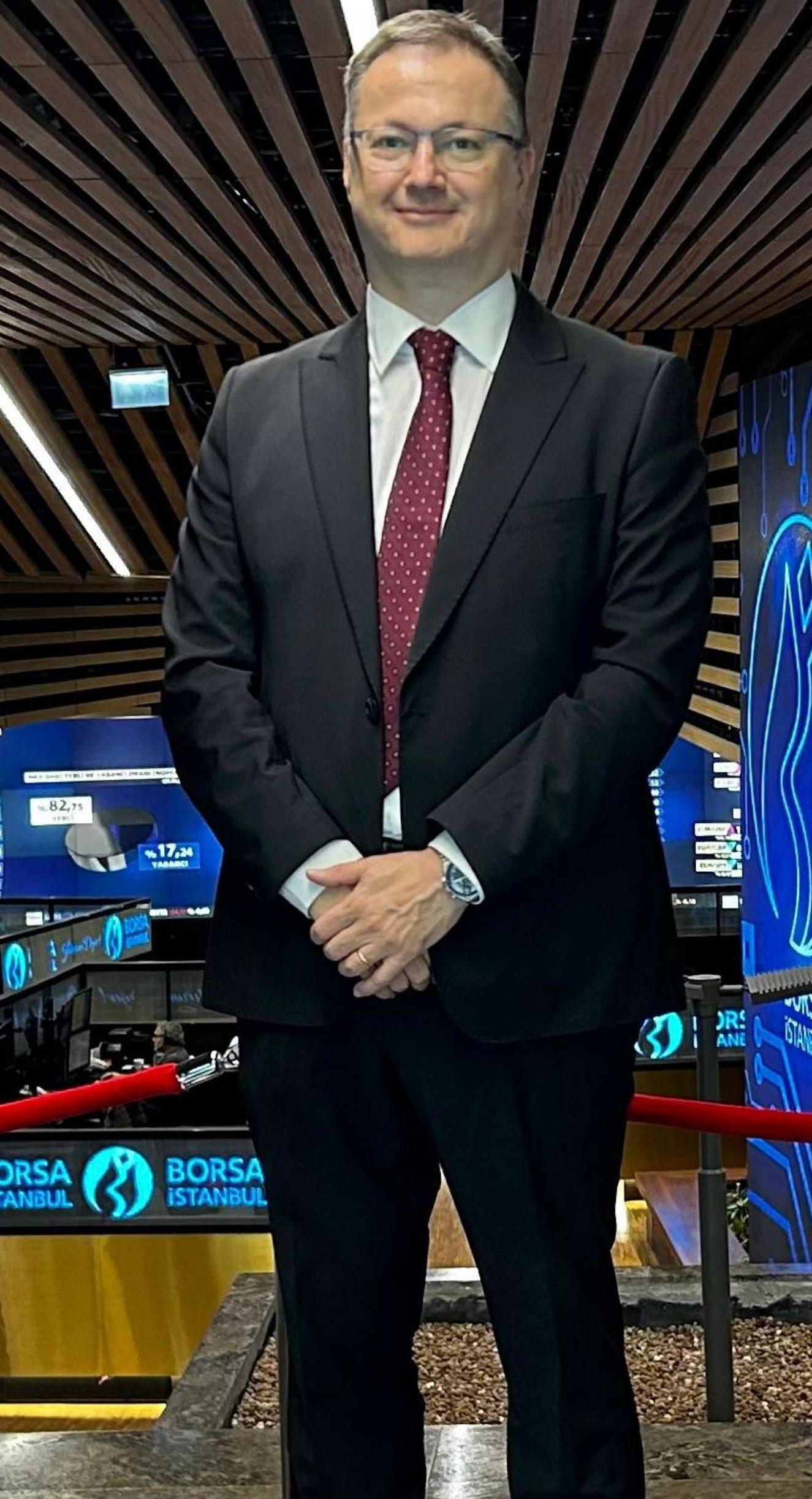 ARF Technologies SynChoronos 700 yerli zaman sunucusu