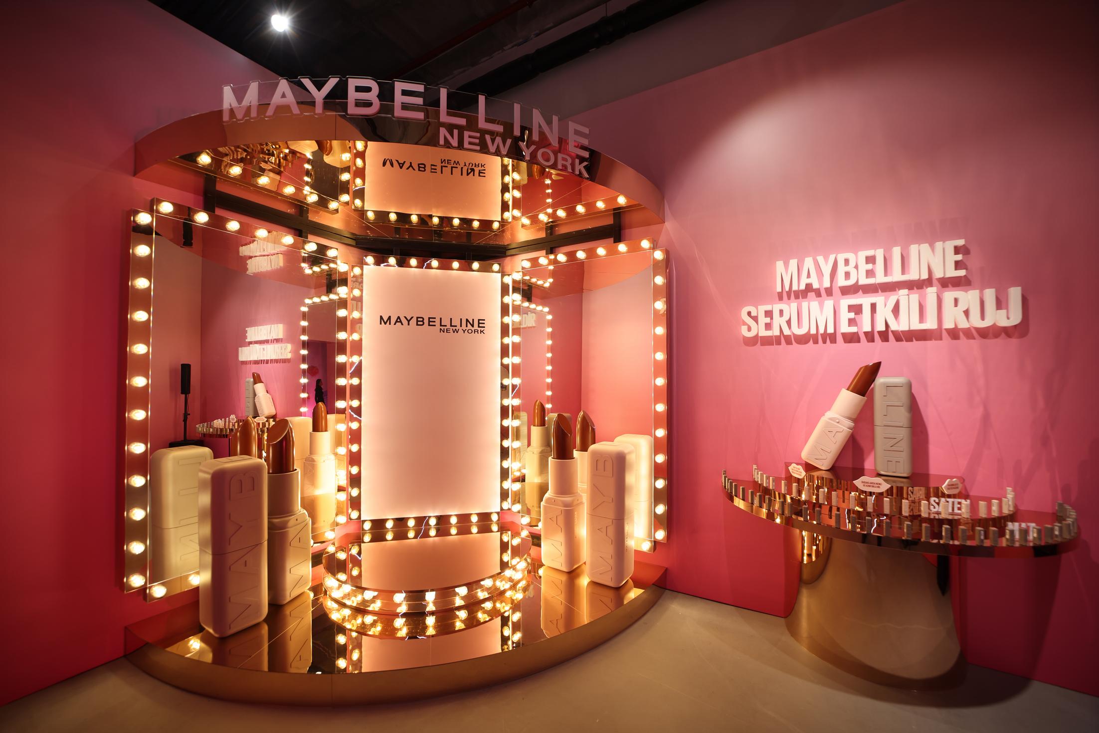 Maybelline New York lansman etkinliği &mdash; Artopol Art Gallery