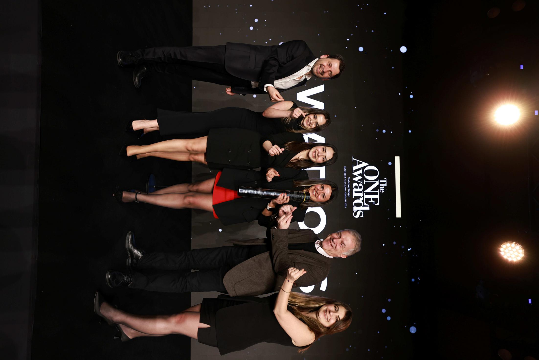 Watsons T&uuml;rkiye The ONE Awards &ouml;d&uuml;l t&ouml;reni