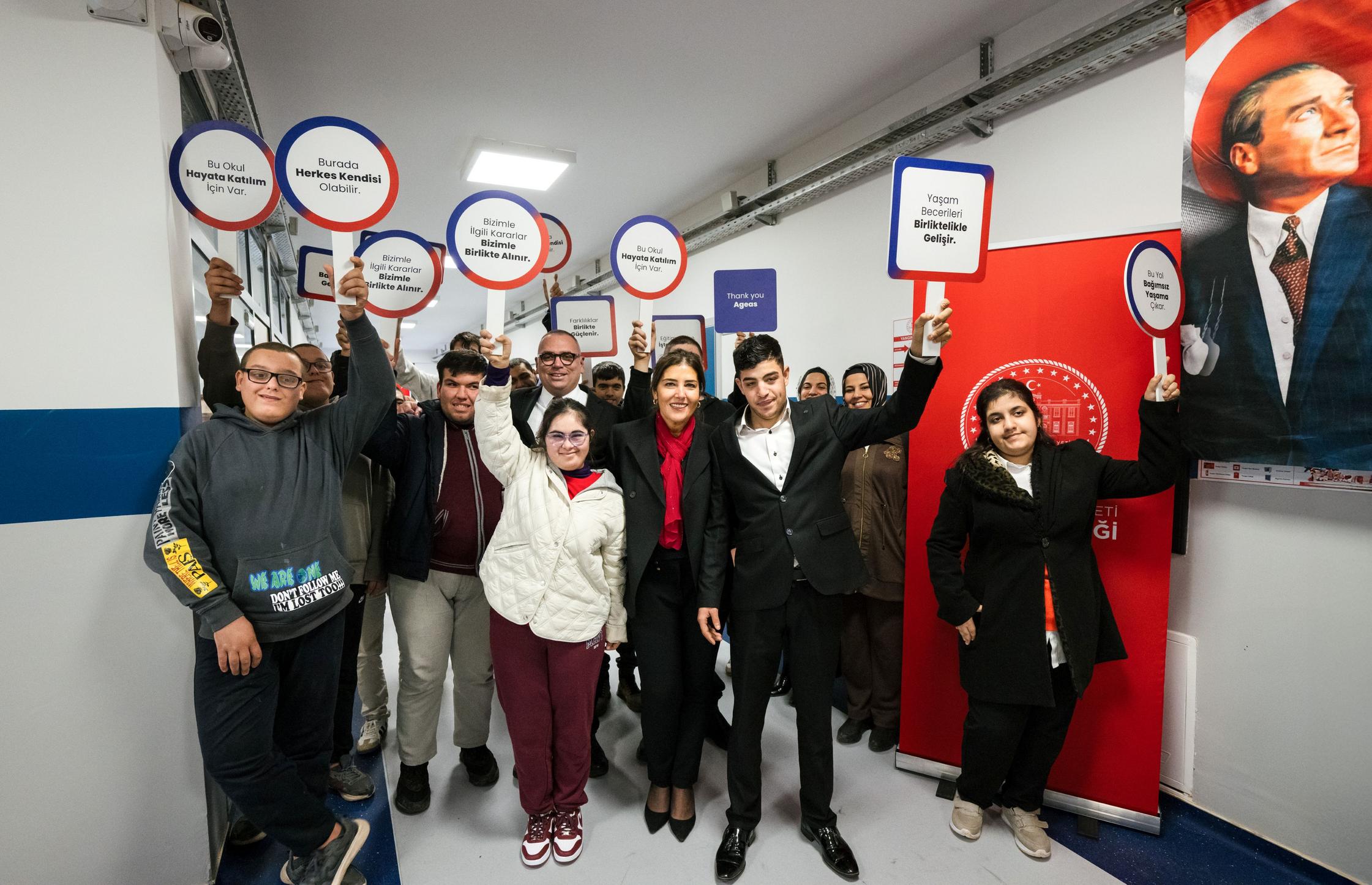 Sabancı Vakfı’nın Ageas desteğiyle Hatay Kırıkhan’da açtığı özel eğitim meslek okulu