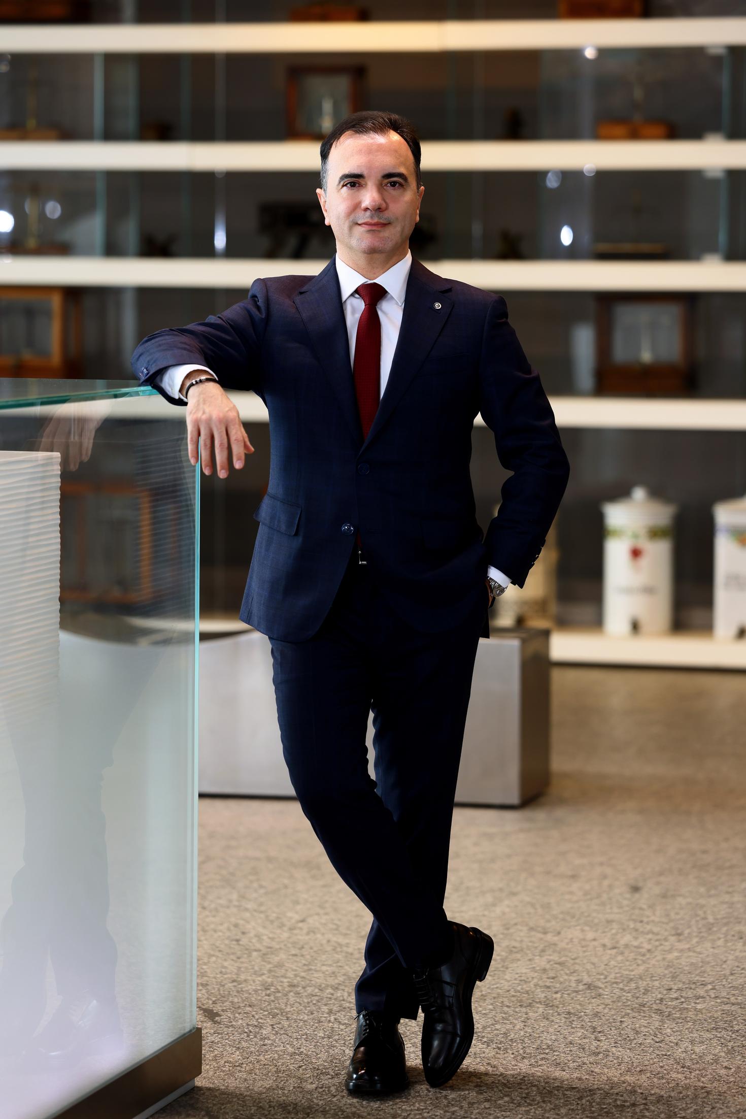 Abdi İbrahim Uluslararası Pazarlar Tüketici Sağlığı Genel Müdürü Murat Mutlu