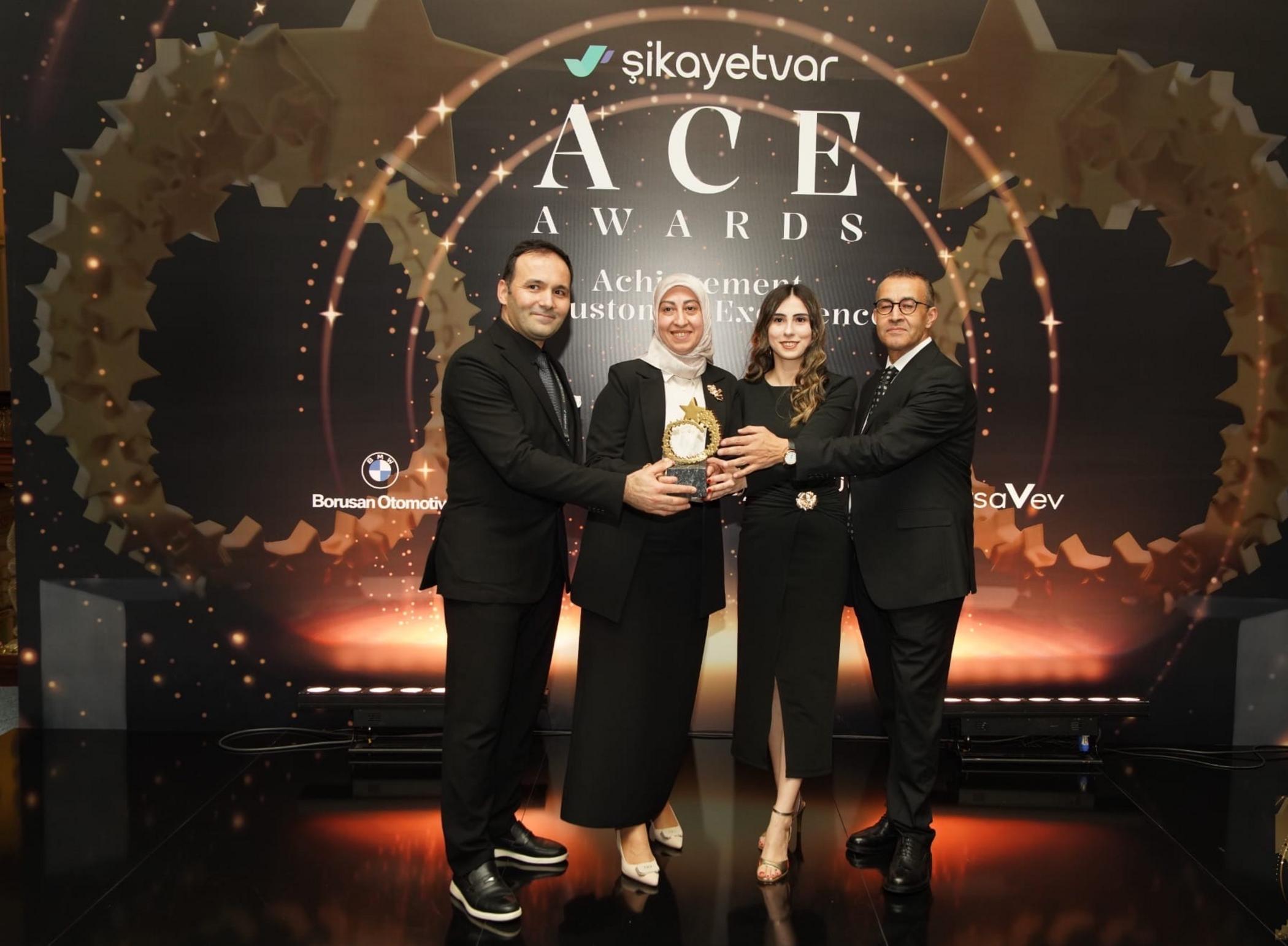 Teksüt’ün A.C.E. Awards 2025 Diamond ödülü