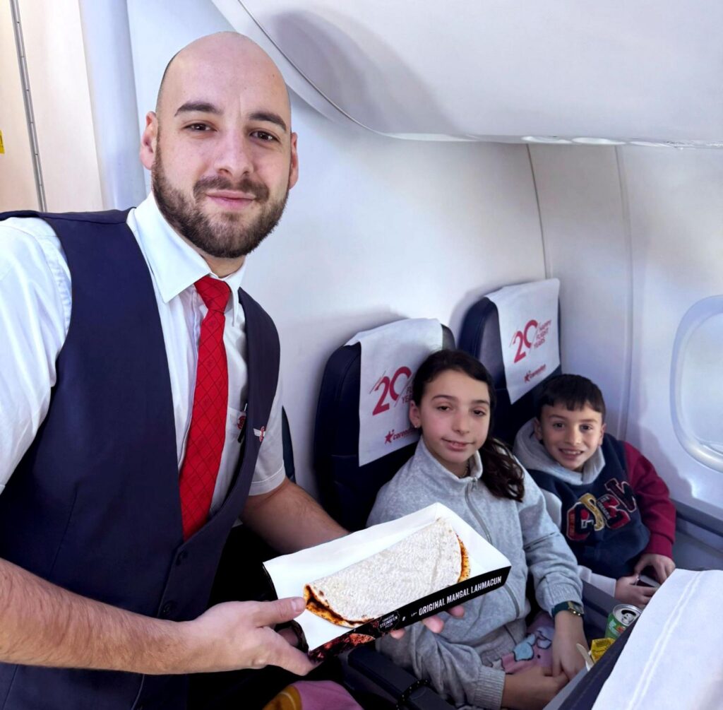 Corendon Airlines uçuşlarında Mangal Lahmacun dönemi