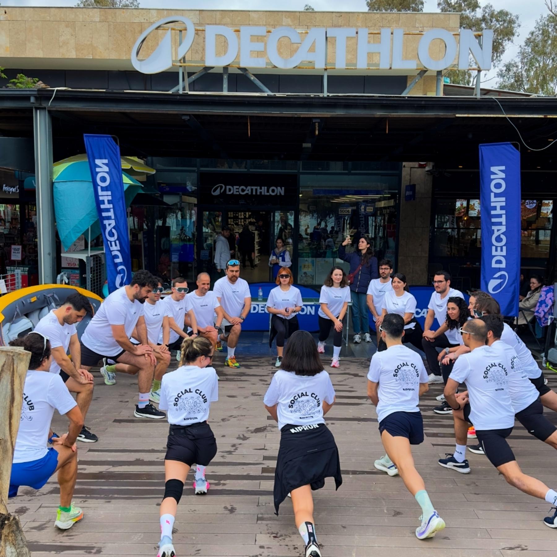 Runtalya 2026’da Decathlon standı ve deneyim alanı