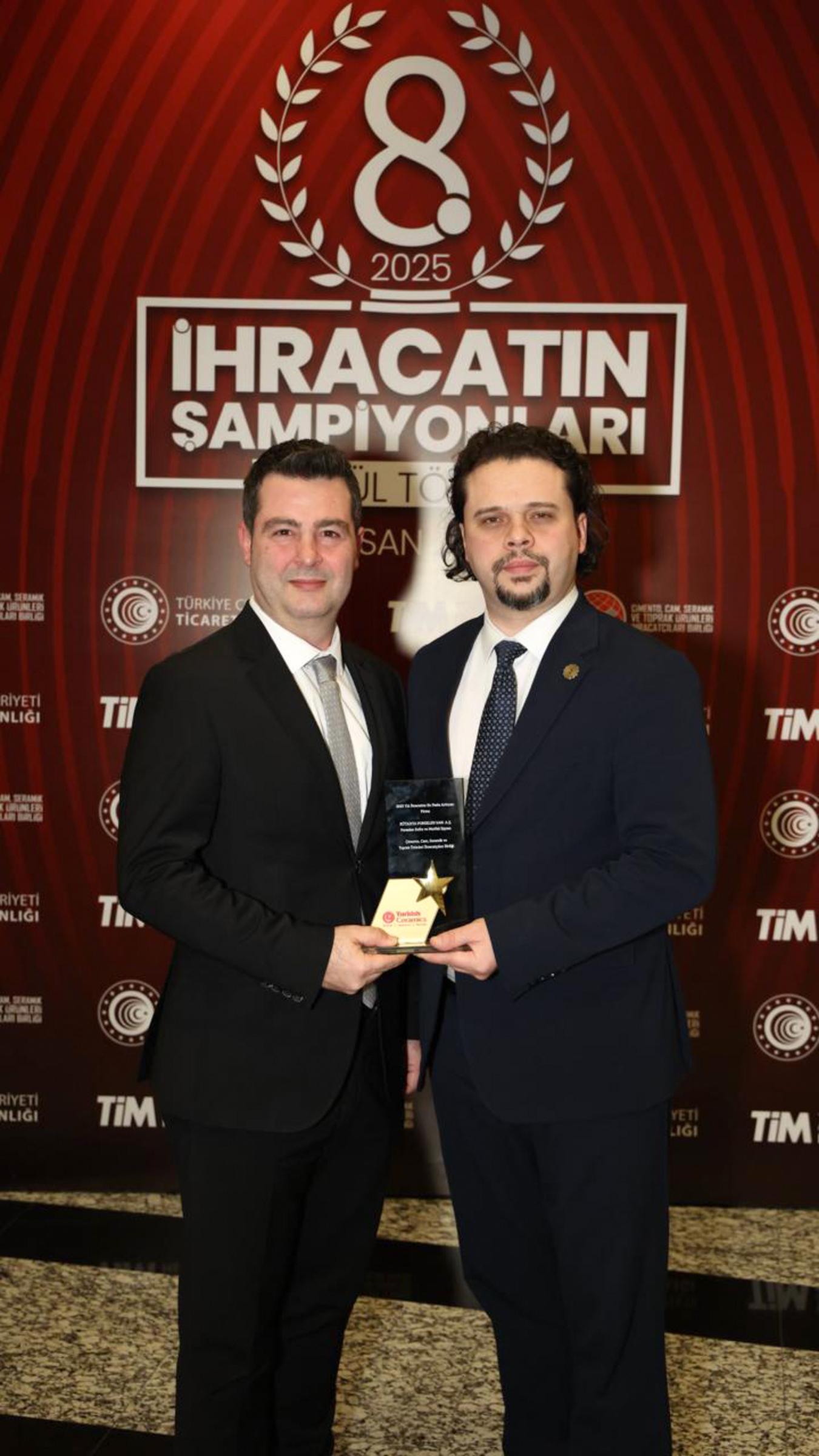 Kütahya Porselen, İhracatını En Fazla Artıran Firma ödülü