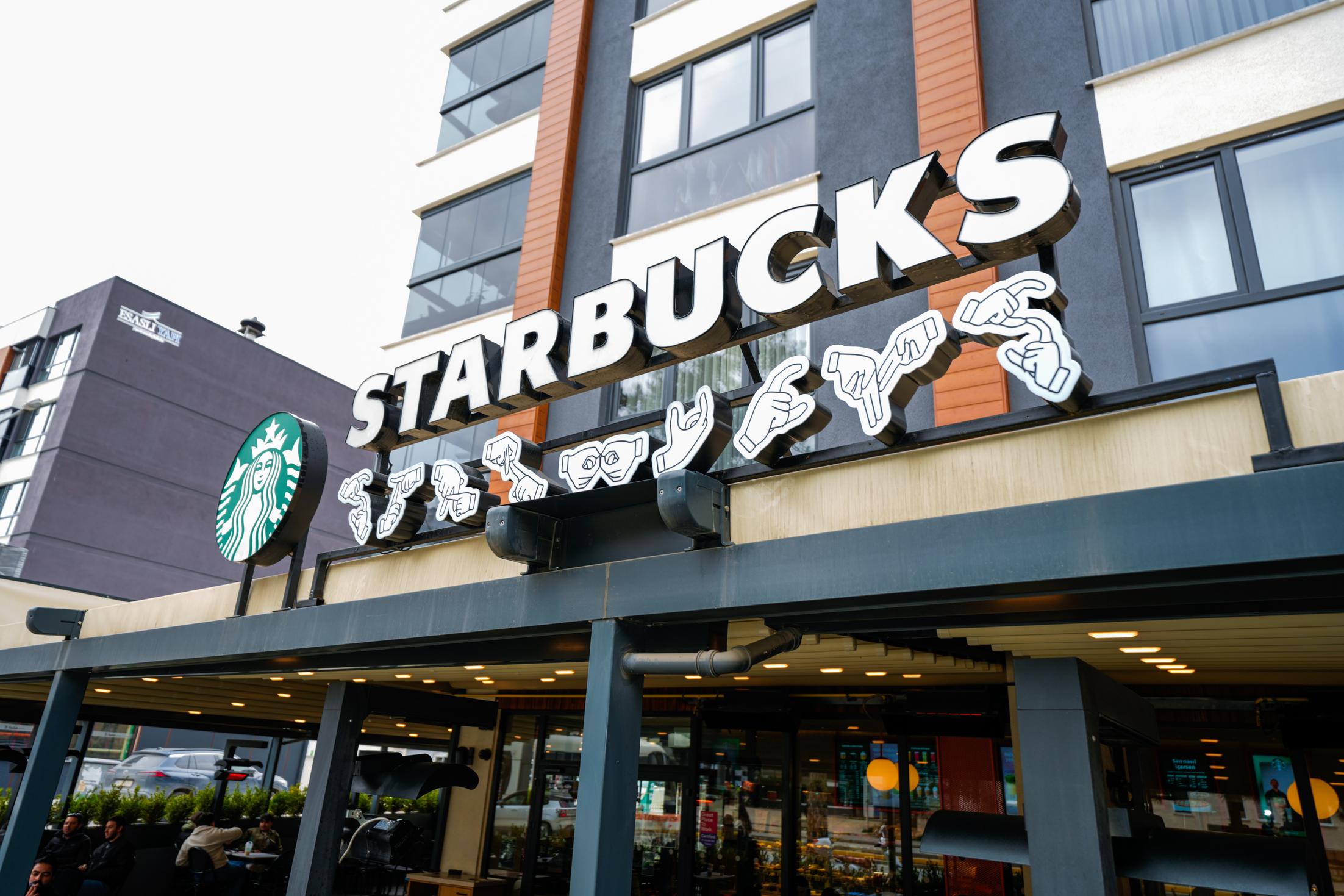 Starbucks Eskişehir İsmet İnönü Bulvar 2 Community Store dış görünüm