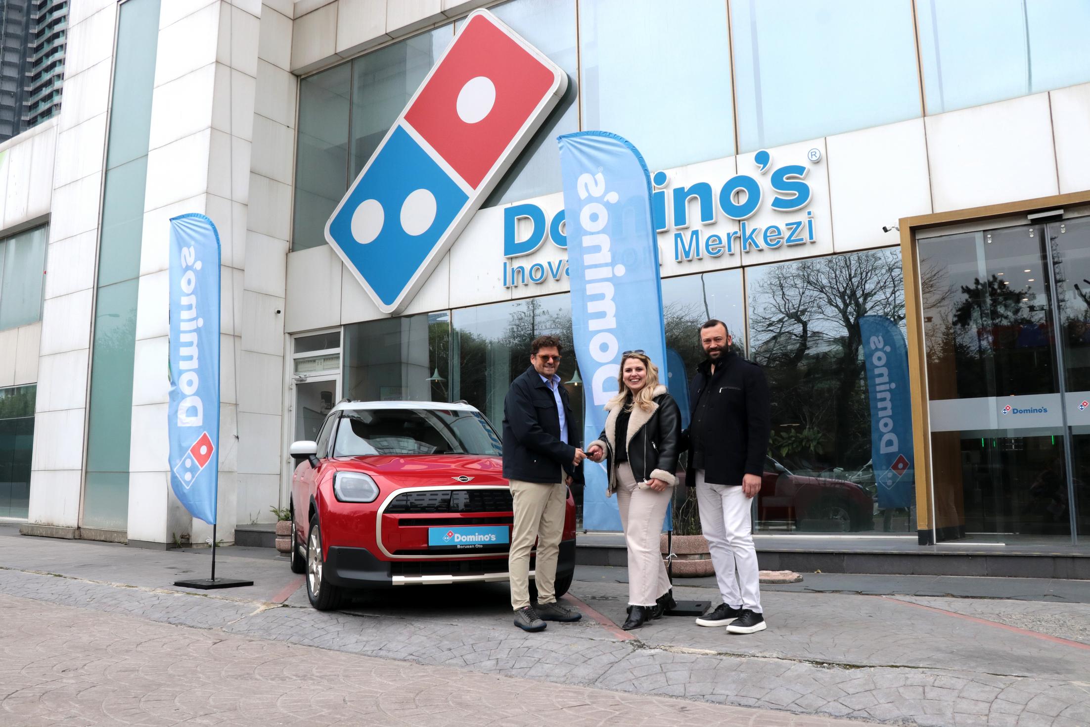 Domino’s çekilişinde büyük ödül: elektrikli Mini Countryman
