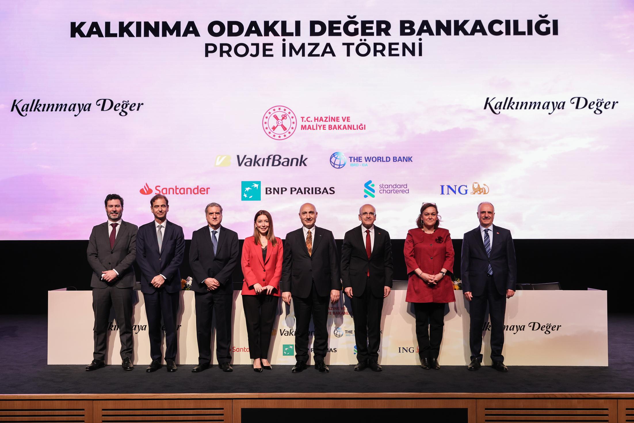 VakıfBank 1,5 milyar Euro kalkınma finansmanı imza töreni - 2