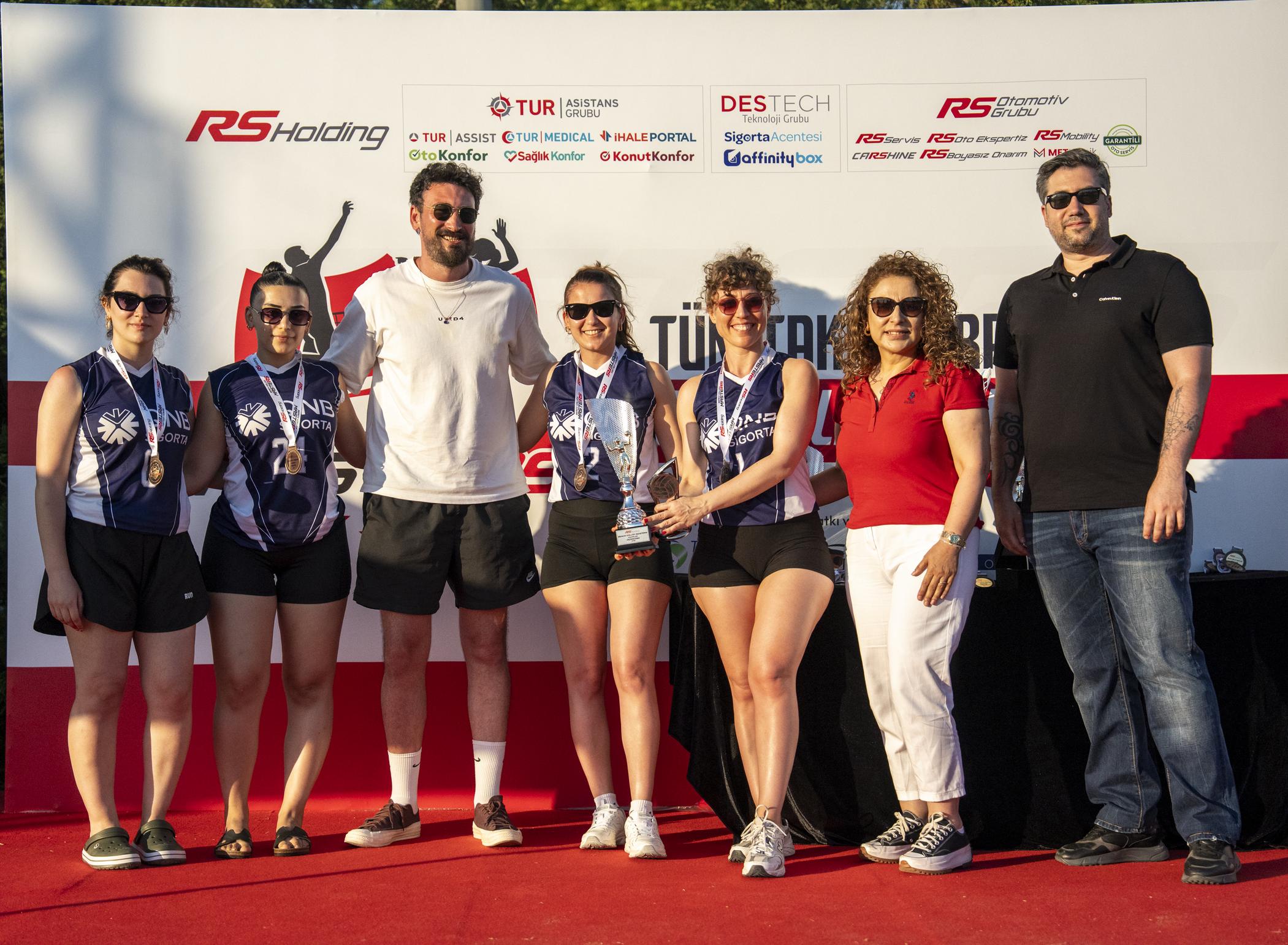 QNB Sigorta ekibi, Beach Volley MasteRS’tan turnuva kareleri