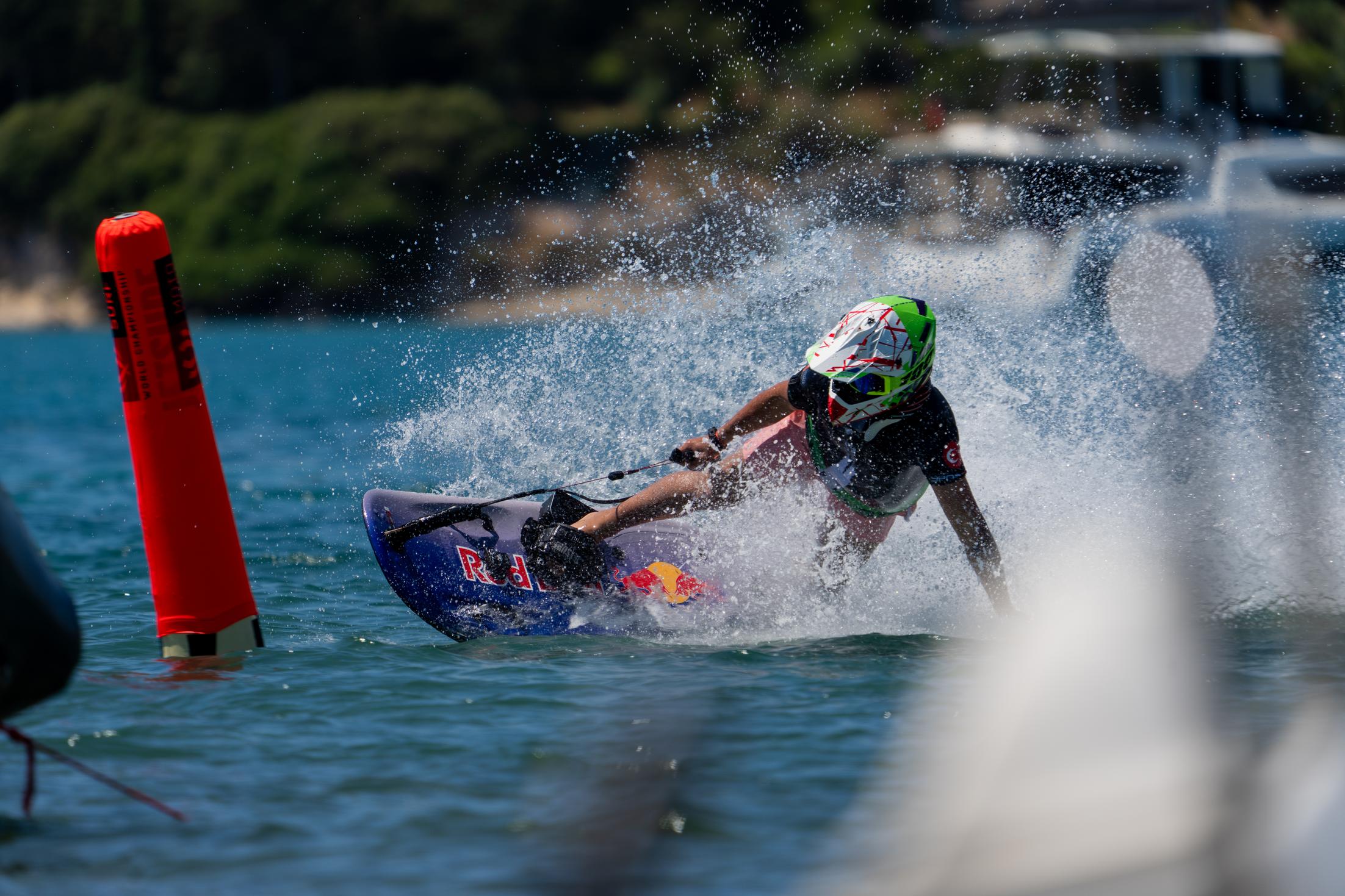 İzeltaş Dünya Motosurf Şampiyonası – Çeşme Şifne 2026 yarış anı 2