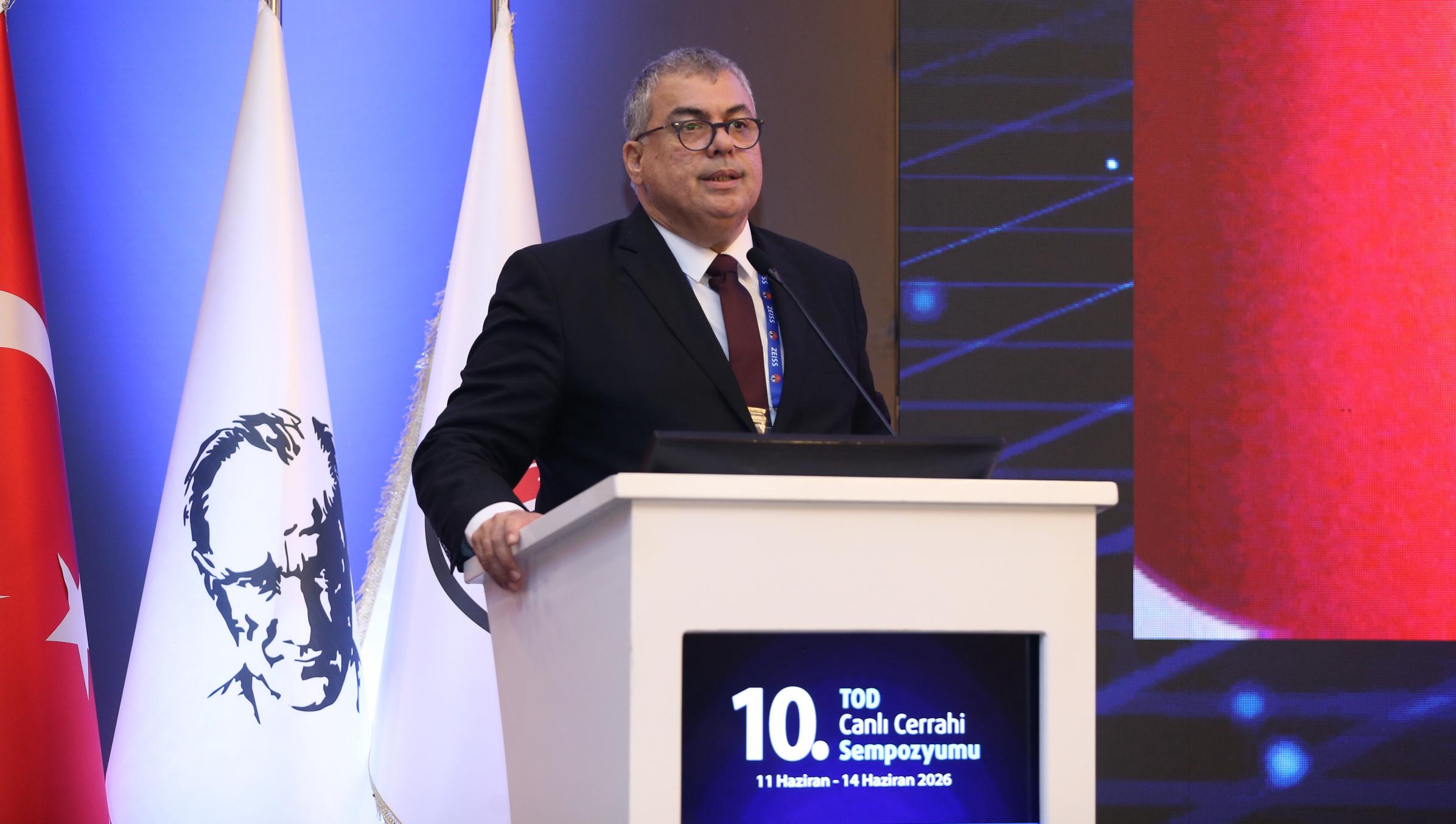 Türk Oftalmoloji Derneği Canlı Cerrahi Sempozyumu oturum görseli