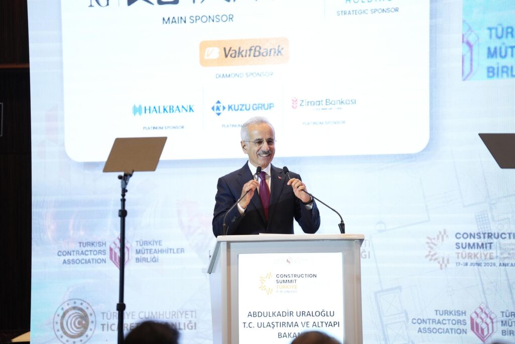 Uraloğlu, İnşaat Zirvesi Türkiye 2026’da Konuştu
