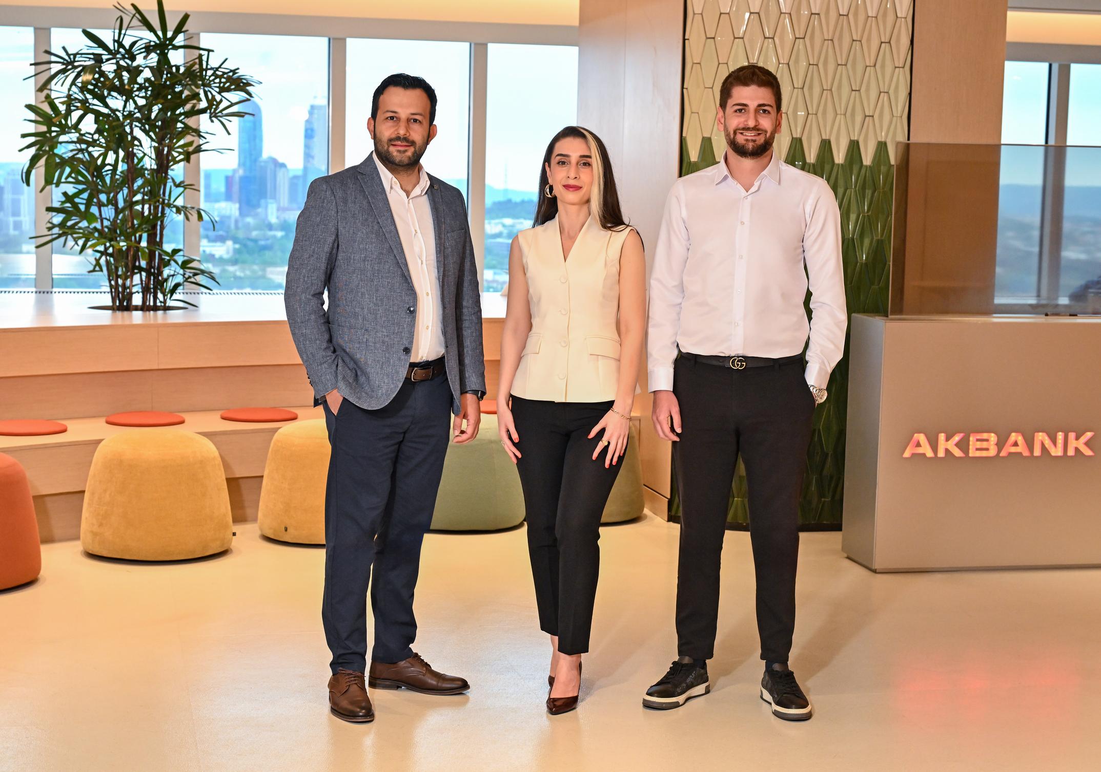 Akbank LAB çatısı altında yürütülen Akbank+ ve Revogo