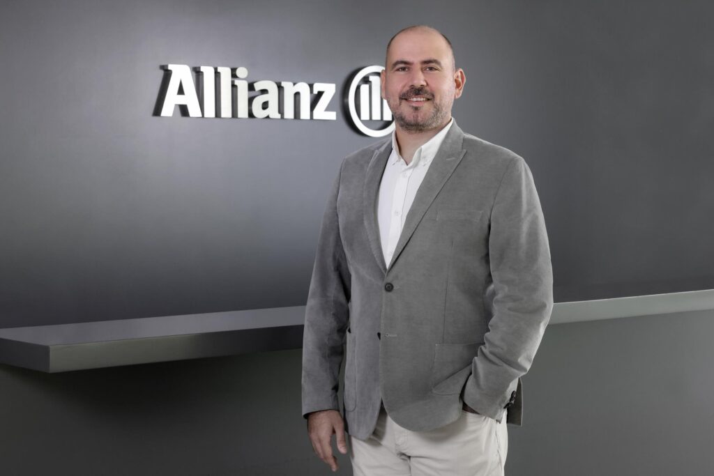 Allianz Türkiye’den evde tahlil: Mobil Laboratuvar