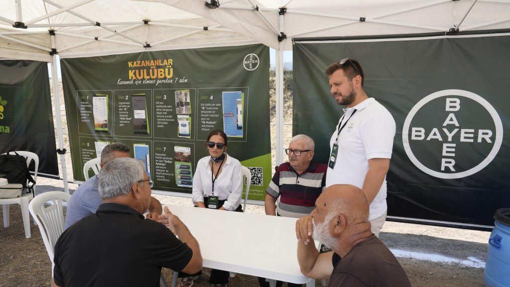 Bayer, Manisa’da 1000’e Yakın Üreticiyle Buluştu
