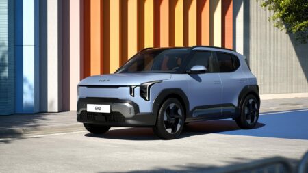 Kia’nın kompakt elektrikli SUV’u EV2 Türkiye’de