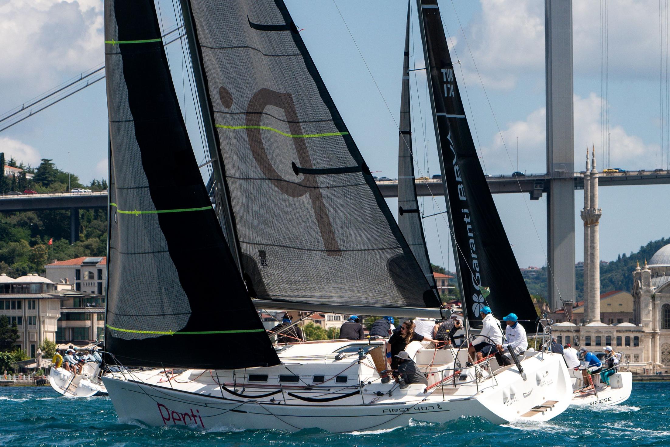 14. TAYK–Eker Olympos Regatta Boğaz finalinden kare