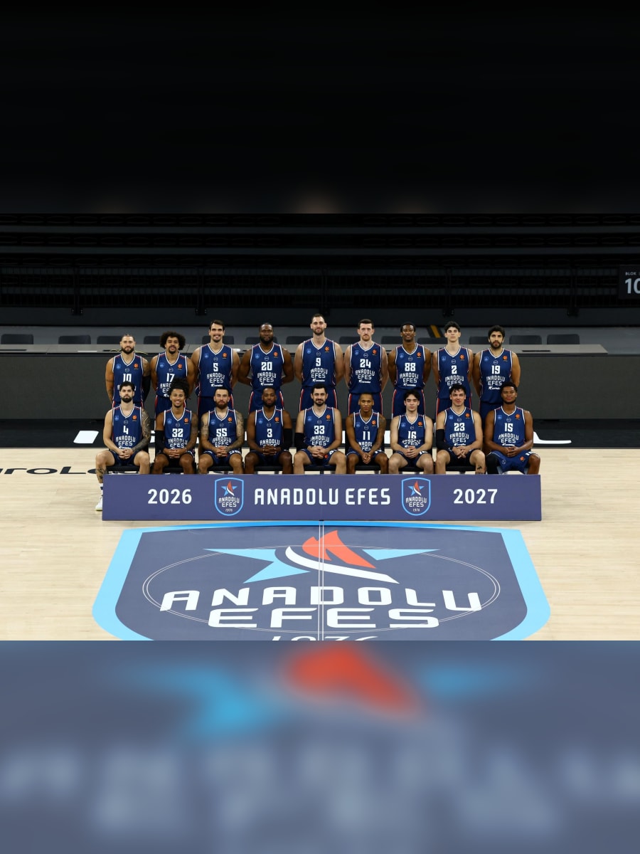 Anadolu Efes EuroLeague Medya Günü 2026–27 - takım görseli