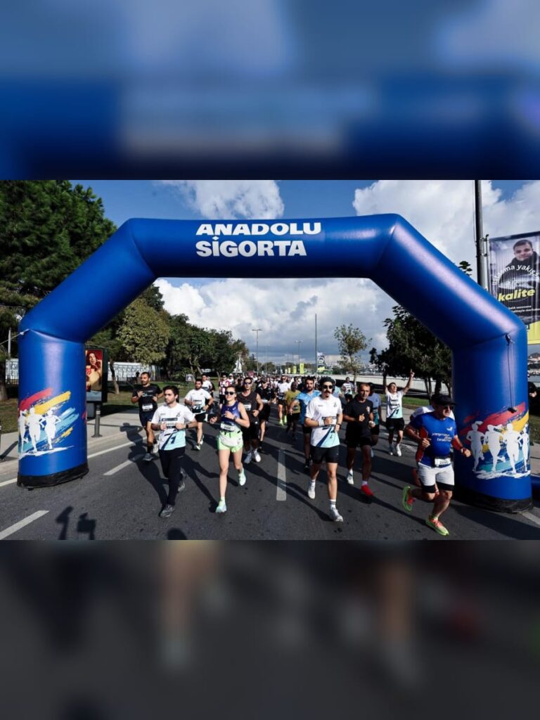 Anadolu Sigorta “Bir Adım Daha Koşusu” Haliç’te