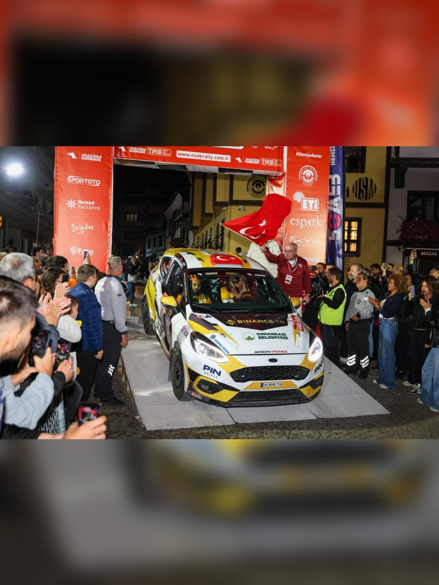 Kübra Denizci Keskin, Eskişehir Rallisi'nde podyum sevinci