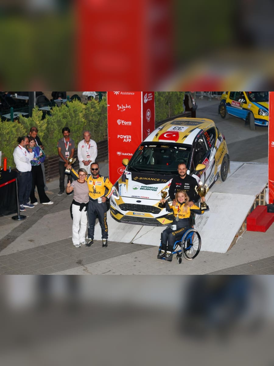 Team Binance TR ekibi Eskişehir Rallisi'nde