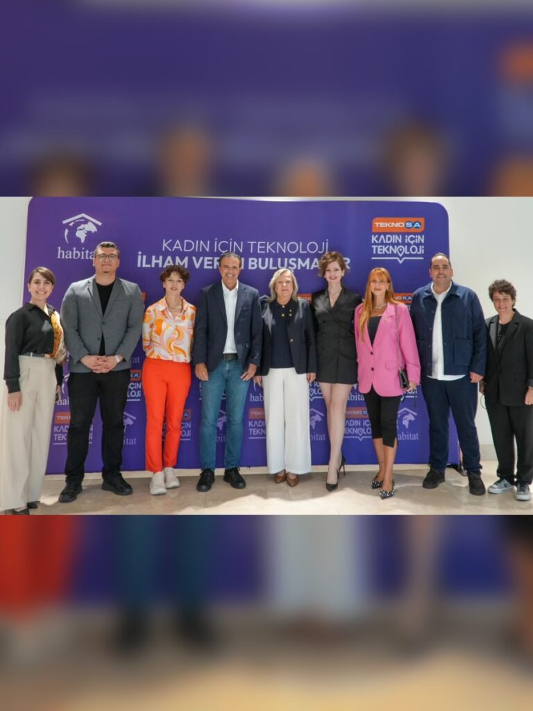 Teknosa Kadın için Teknoloji Paneli Kocaeli’de