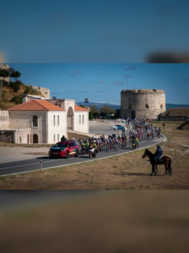 ŠKODA Çanakkale Gran Fondo’da iki kıtada bisiklet