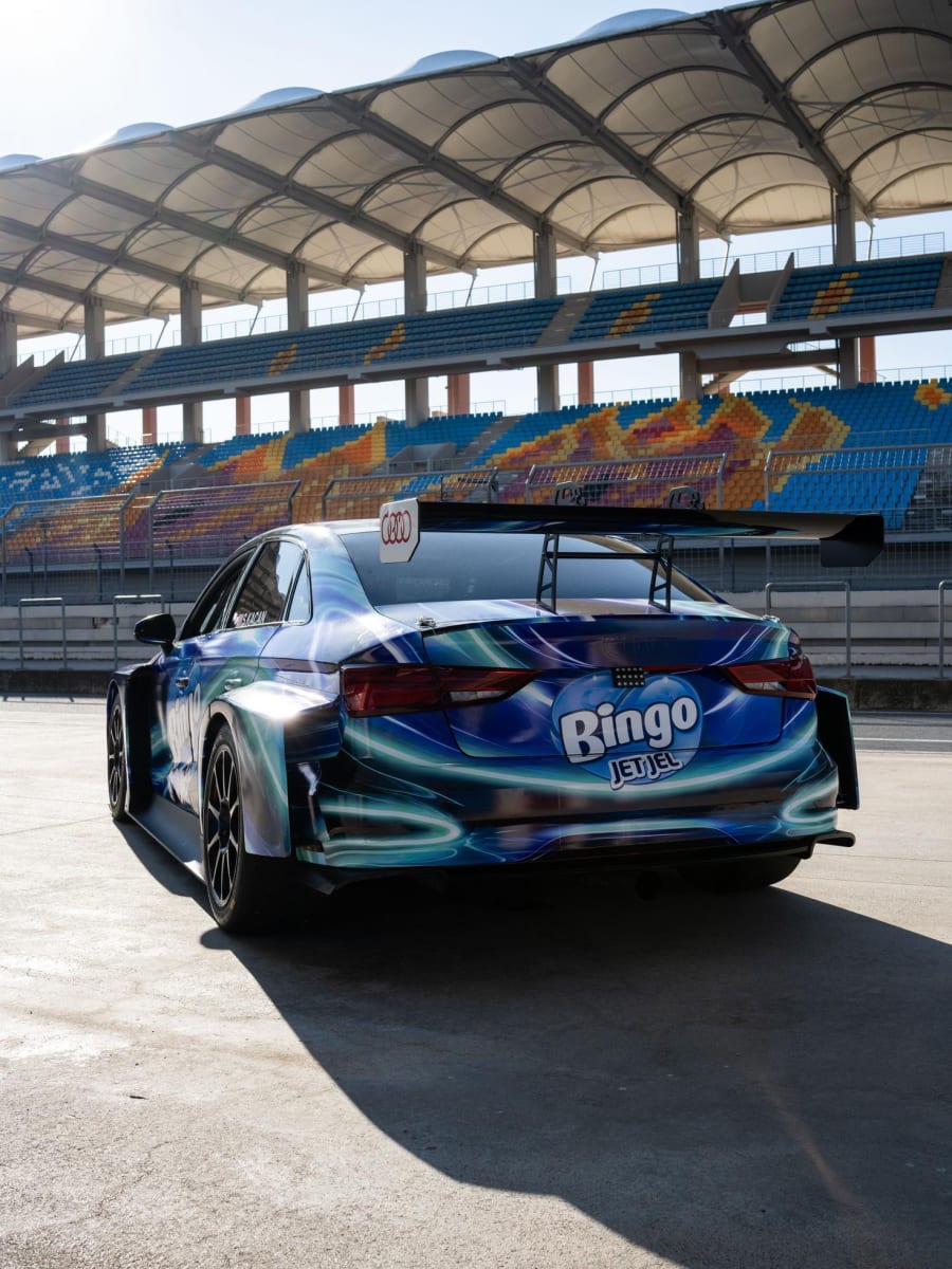 Bingo Jet Jel – Seda Kaçan ve Kübra Denizci Keskin sponsorluk