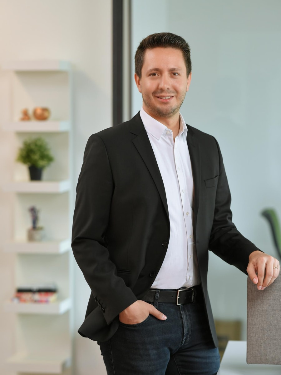 Hireall yapay zekâ destekli işe alım platformu
