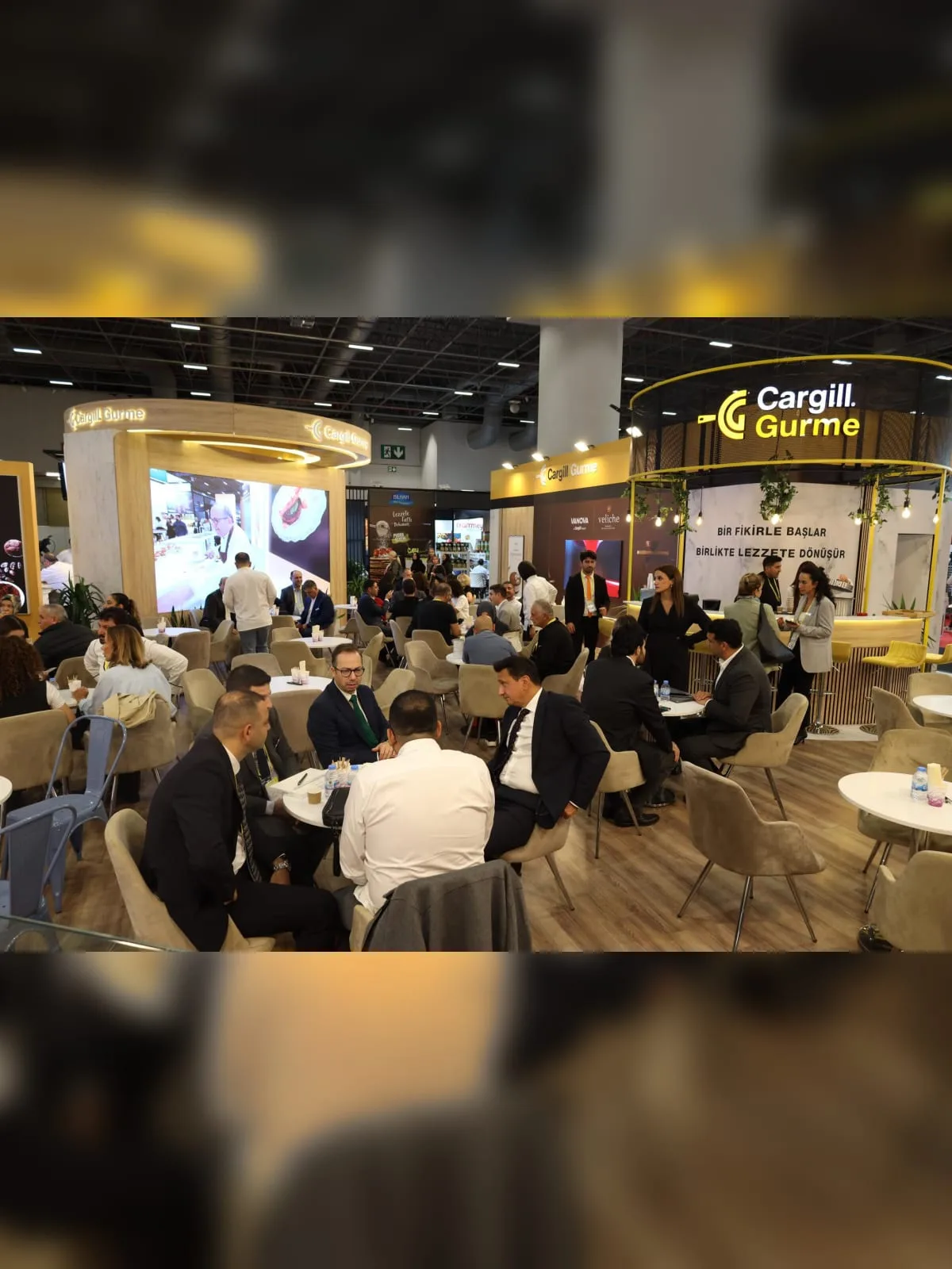 Cargill Gurme portföyünden ürünlerin sergilendiği alan