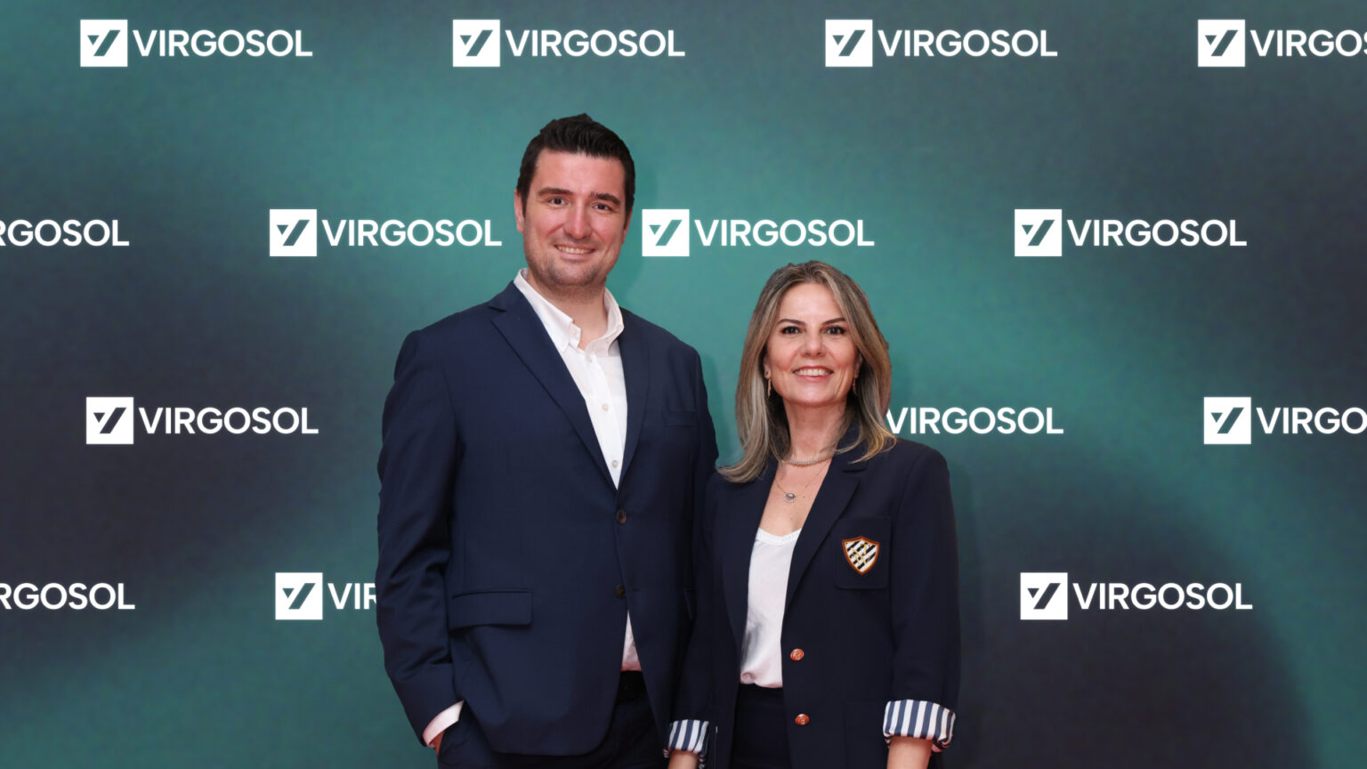 Virgosol yenilenen marka kimliğiyle küresel pazara açılıyor Virgosol Kurucu Ortakları ve Co-CEO’ları Miraç Emektar ve Arzu Barbaros